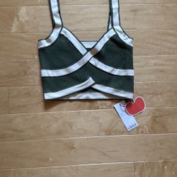 NWT Green & Beige Crop Top