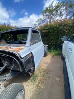 Chevy C10 shortbed