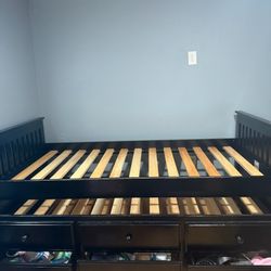 Twins Bed