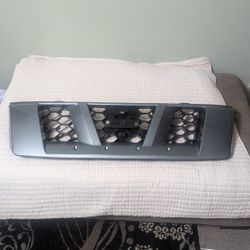 2007 Nissan Xterra Grill