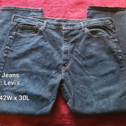 Men's Dark Blue Wash Denim Levi's Jeans | 505 | Size 42 W x 30 L