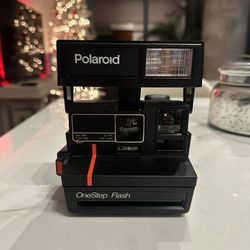 Polaroid Camera 