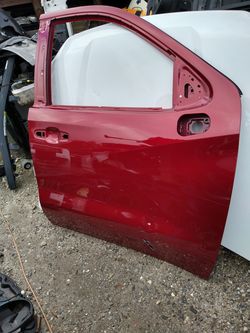 New style 2019-2020 Chevy truck 1500 and 2500 aluminum door passenger front