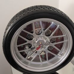 TIRE WALL Mounted Quartz CLOCK AA BATTERY OPERATED ( 14" × 3 1/4")