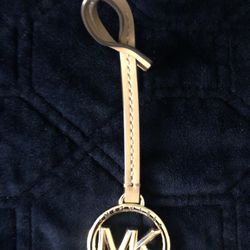 MICHAEL KORS GOLD 3D MK LOGO BROWN LUGGAGE LEATHER PURSE CHARM KEY FOB HANG TAG