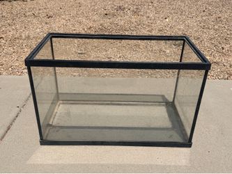 10 Gallon Glass Fish Tank Aquarium (LxWxH: 10.5” x 20” x 12”)