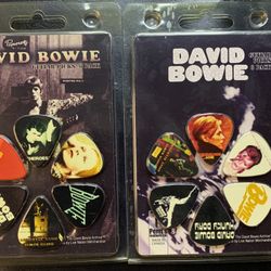 New 2 packages of David Bowie collectible guitar picks - total of 12 picks 