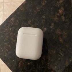 2nd Generation AirPod Charging Case With 1 AirPod 