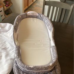 BRAND NEW! Snuggle Nest Portable Infant Lounge/Sleeper 