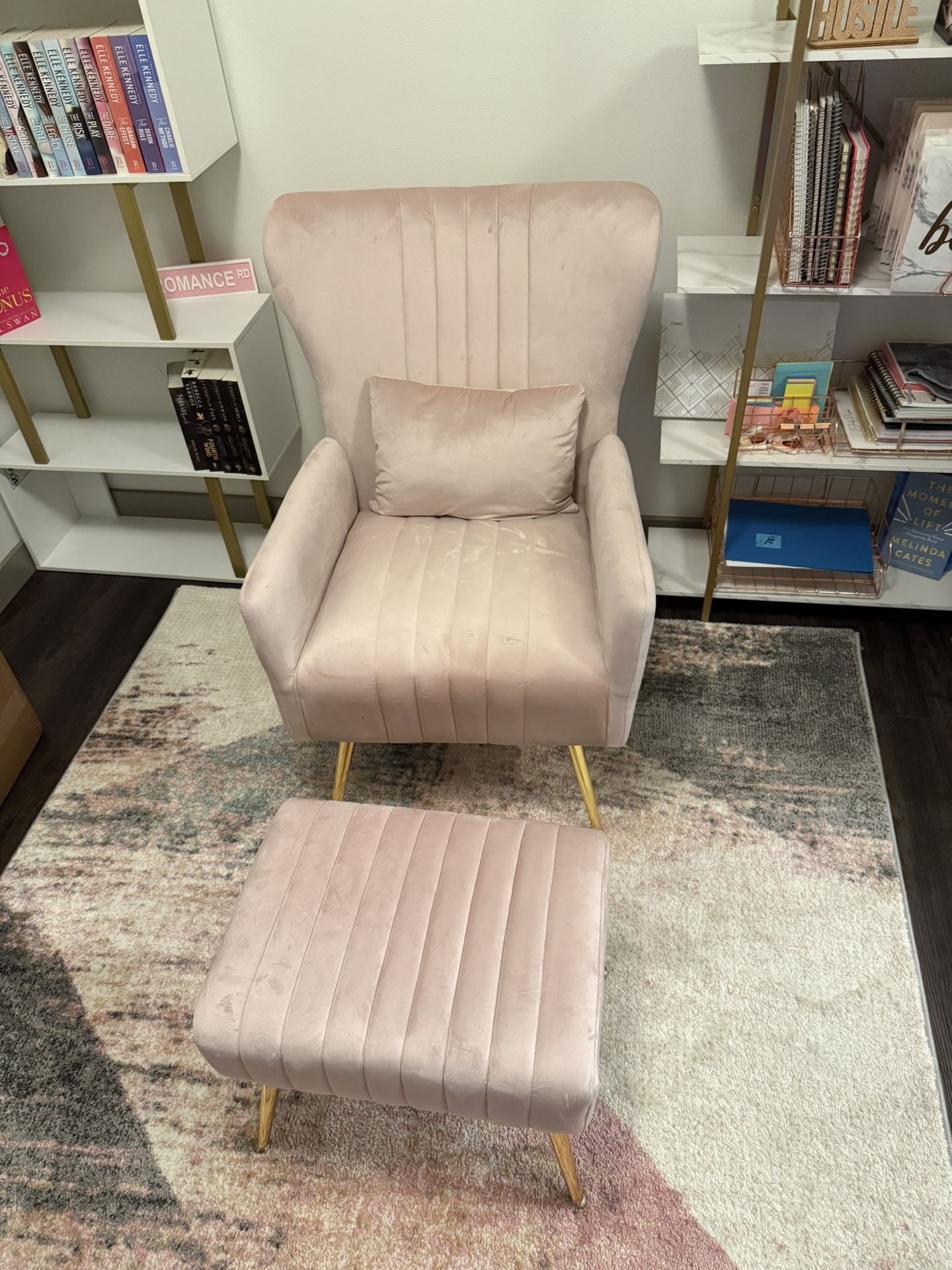 Accent Upholstered Velvet Lounge Armchair With Ottoman (Fully Assembled)