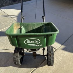 Scotts Seed/Fertilizer Spreader