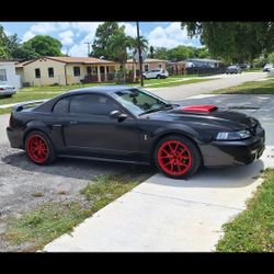 2000 Ford Mustang