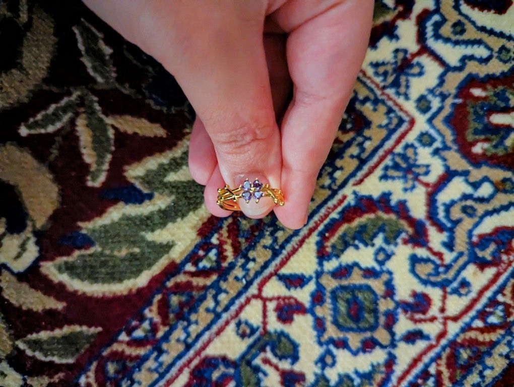 Clover Shaped Ring