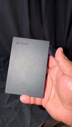 Xbox sires X and steel Sires head set and extra storage