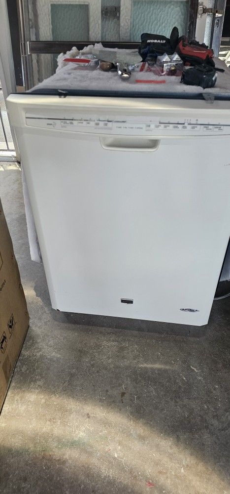 Whirlpool Dish Washer