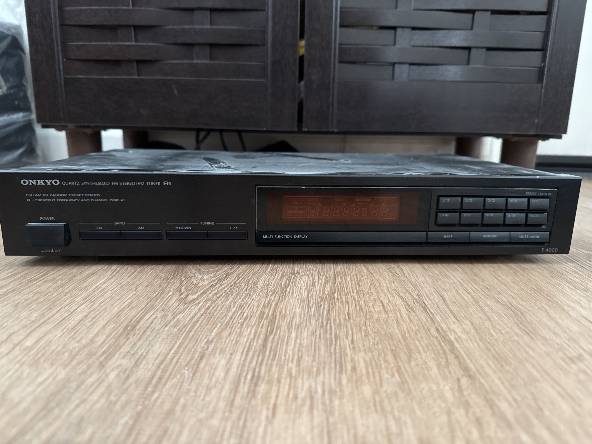 Onkyo am/fm receiver