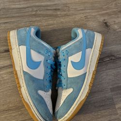 light blue nike dunks