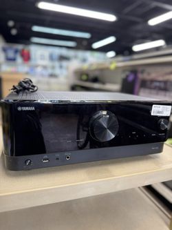 YAMAHA TSR-700 MUSICCAST AV RECEIVER USED