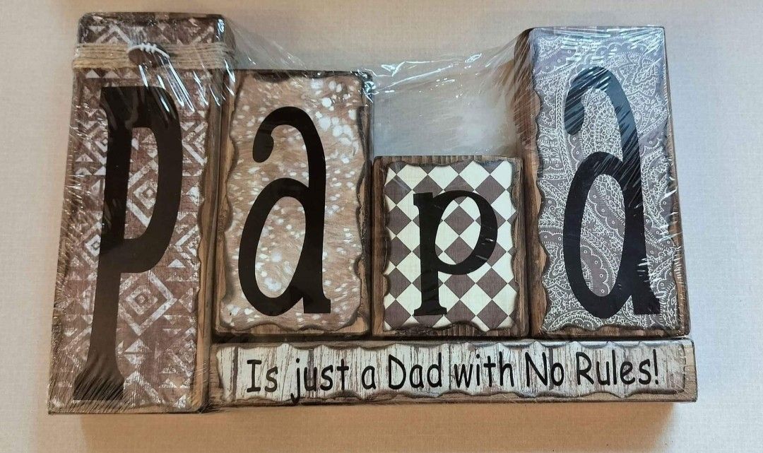 "Papa" Wooden Block decor