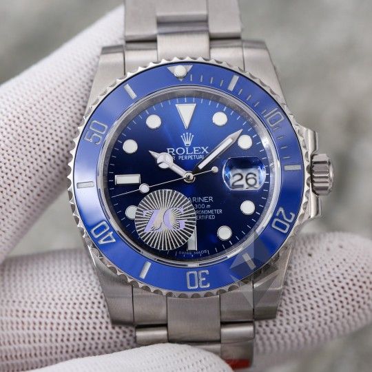 Rolex Oyster Perpetual Submariner Watches 095