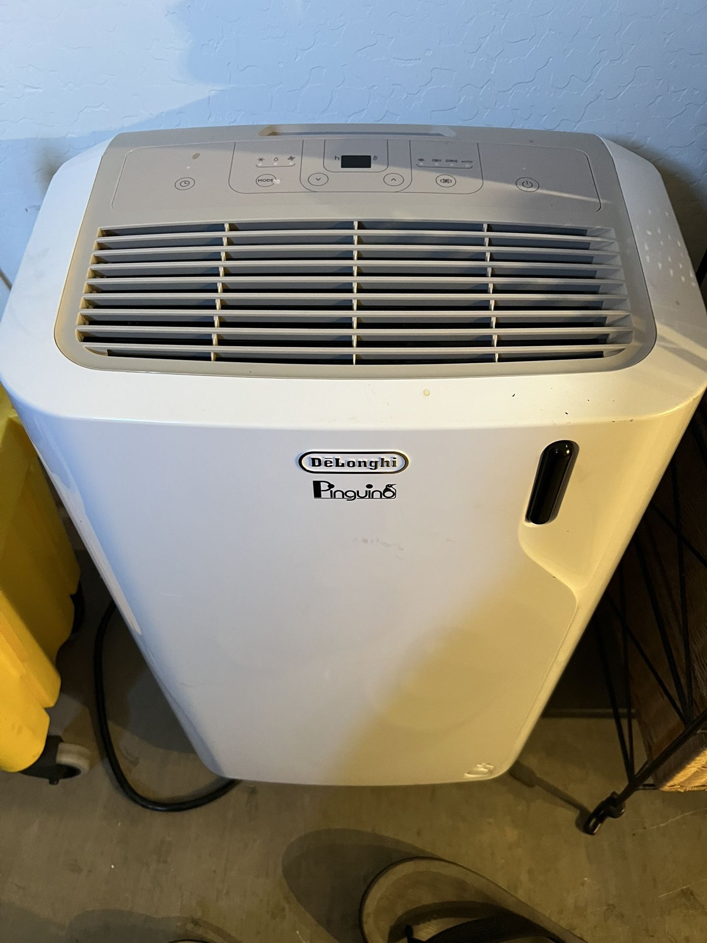 Portable AC unit like new