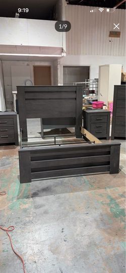 Ashley Furniture Queen Bed Frame w/2 Nightstands and 1 Dresser