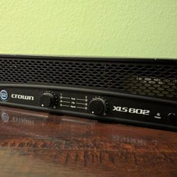 Crown XLS 602 Amplifier 