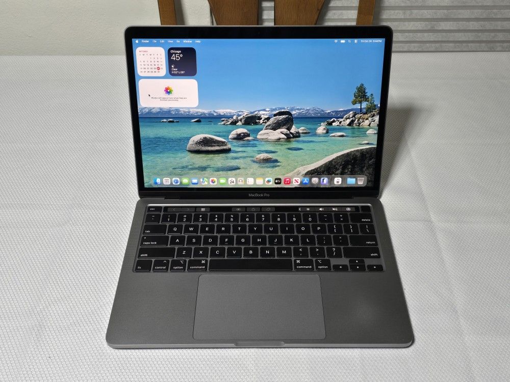 Apple MacBook Pro (2020)