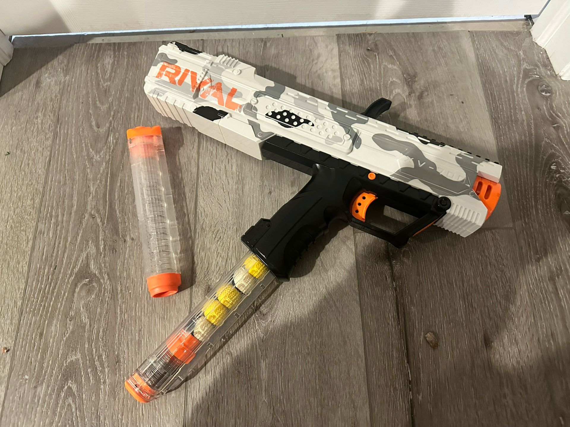 Nerf Rival Camo Series With Extra Mag 