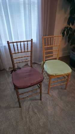 2 Chiavari Chairs with Cushions