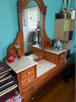 Solid wood dresser