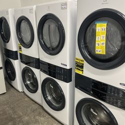 New Electrolux Washer Dryer Stackable Unit