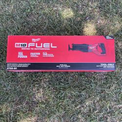 Milwaukee Fuel 18v  Super Sawzall Orbital Reciprocating Saw