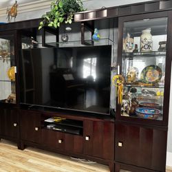 ENTERTAINMENT CENTER