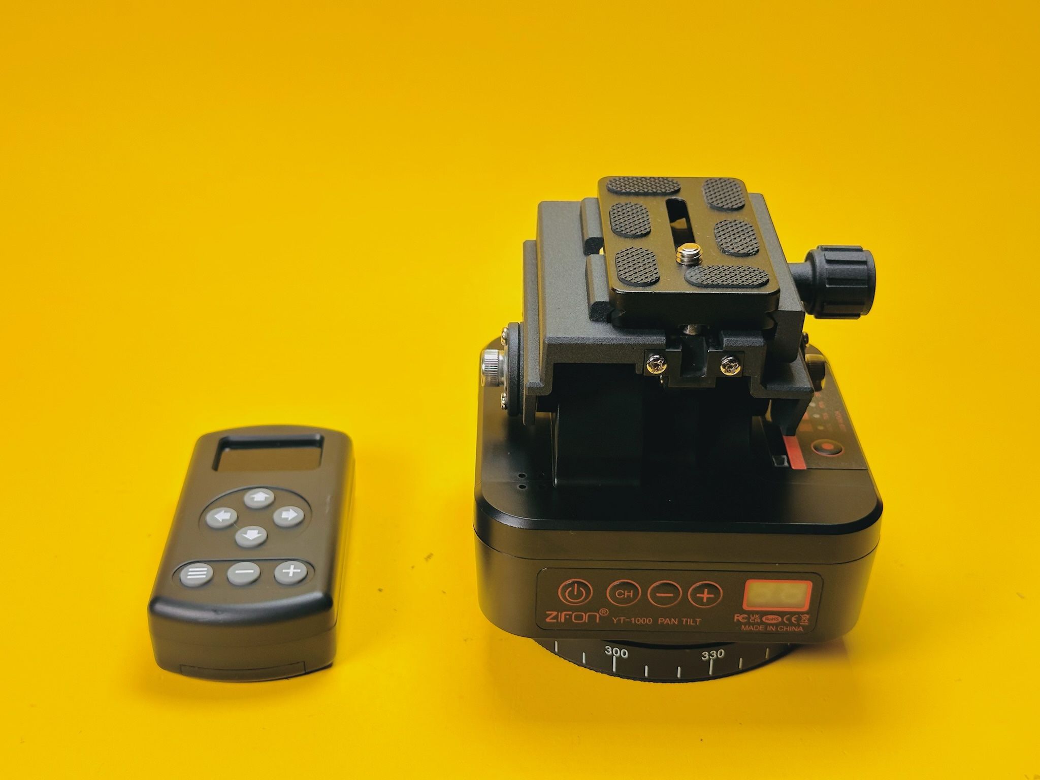 Mcoplus YT-1000 Remote Control Pan Tilt Head, Automatic Motorized Rotating Panoramic Head
