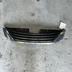 2011-2017 Toyota Sienna Grille Front Bumper Upper Grill Black OEM 53101-08070