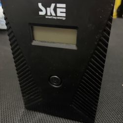 SKE sk1500 battery charger 1500VA / 900W