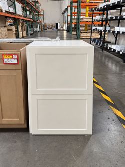 🚨 MASSIVE CLEARANCE SALE! 36"X24" WALL CABINET 🚨