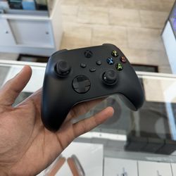 Xbox Controller (Like New)