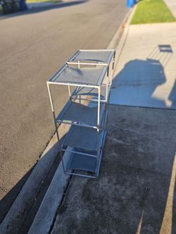 Free shoe shelf