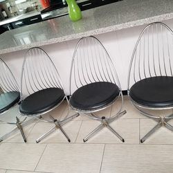 Set Of 4 Dahlen Egg Chairs