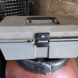 Box With 3 Batteries