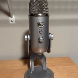 Blue Yeti USB Microphone 