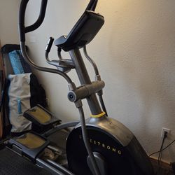 Elliptical Livestrong used