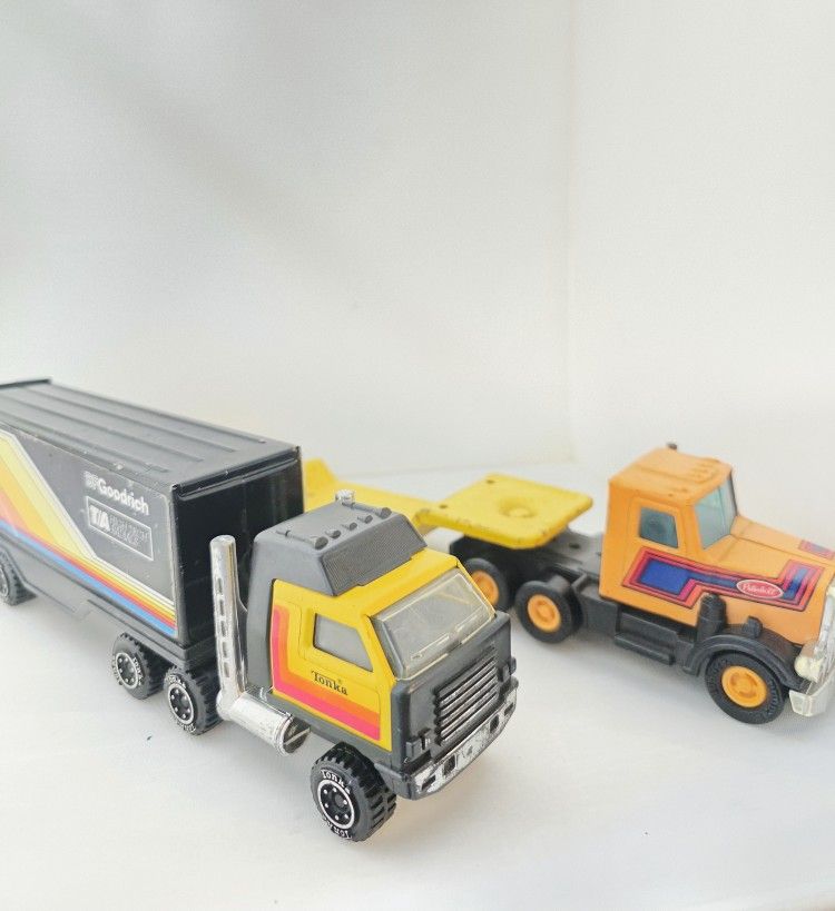 Vintage TONKA Trucks - Main Image
