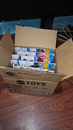 Hotwheels Almost full box, missing 6 cars only