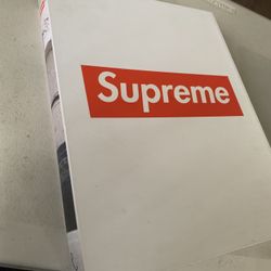 Supreme Rizzoli Book 