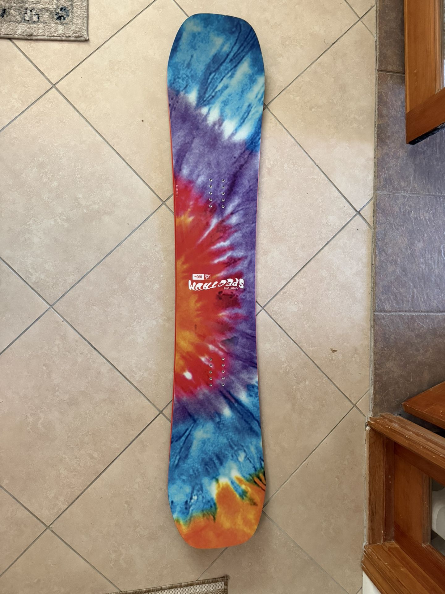 Snowboard APERTURE SPECTRUM Used ONCE