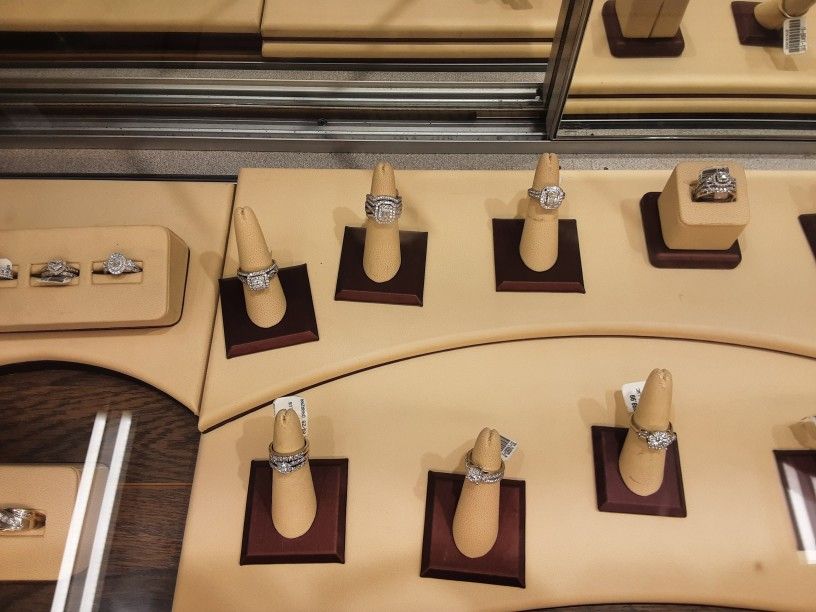 Wedding Rings and Anniversary Rings