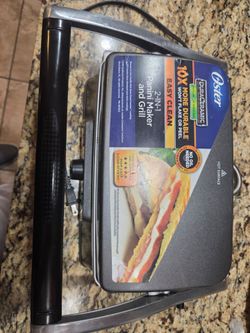OSTER 2-in-1 panini maker and grill NEW! $15